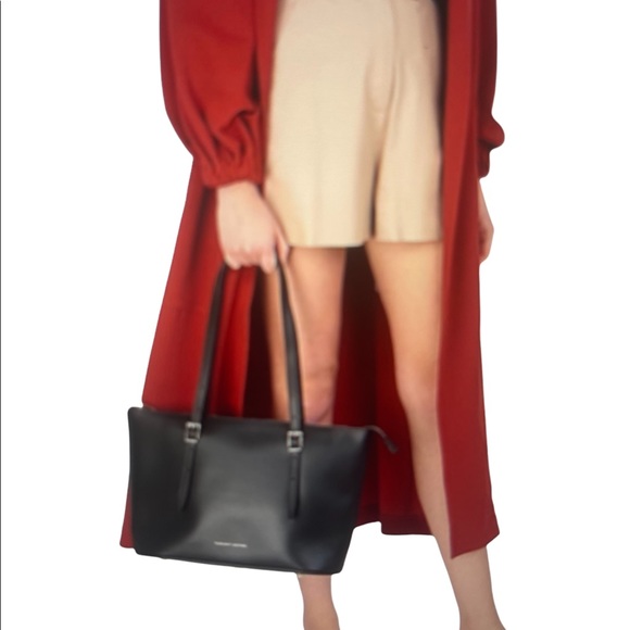 Tuscany smooth leather bag in excellent condition. - Picture 5 of 7